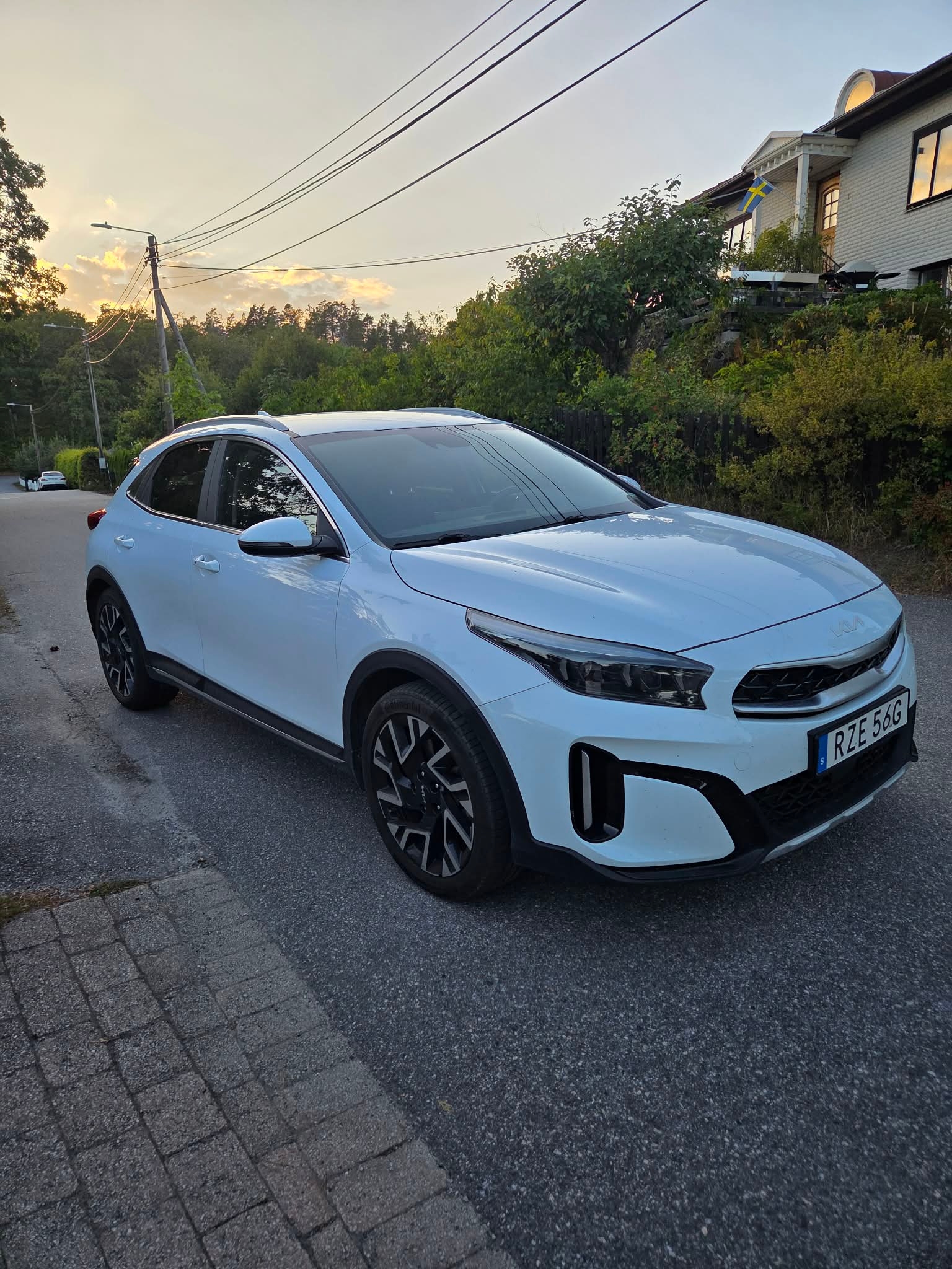 Kia XCeed Plug-in Hybrid DCT 2023, bild 4/9