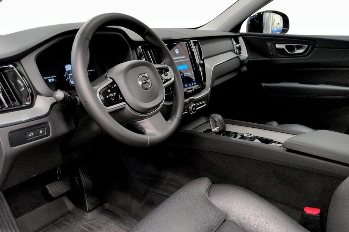 Volvo XC60 T6 Plus Dark Edition 2025, bild 6/10