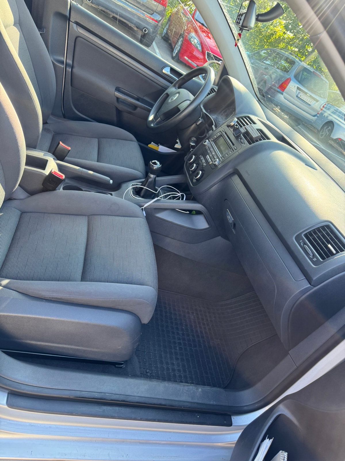 Volkswagen Golf V 5-dörrar 1.6 Manuell 2006, bild 5/7