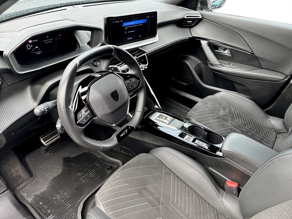 Peugeot 2008 GT Hybrid 145hk Aut 2025, bild 4/10