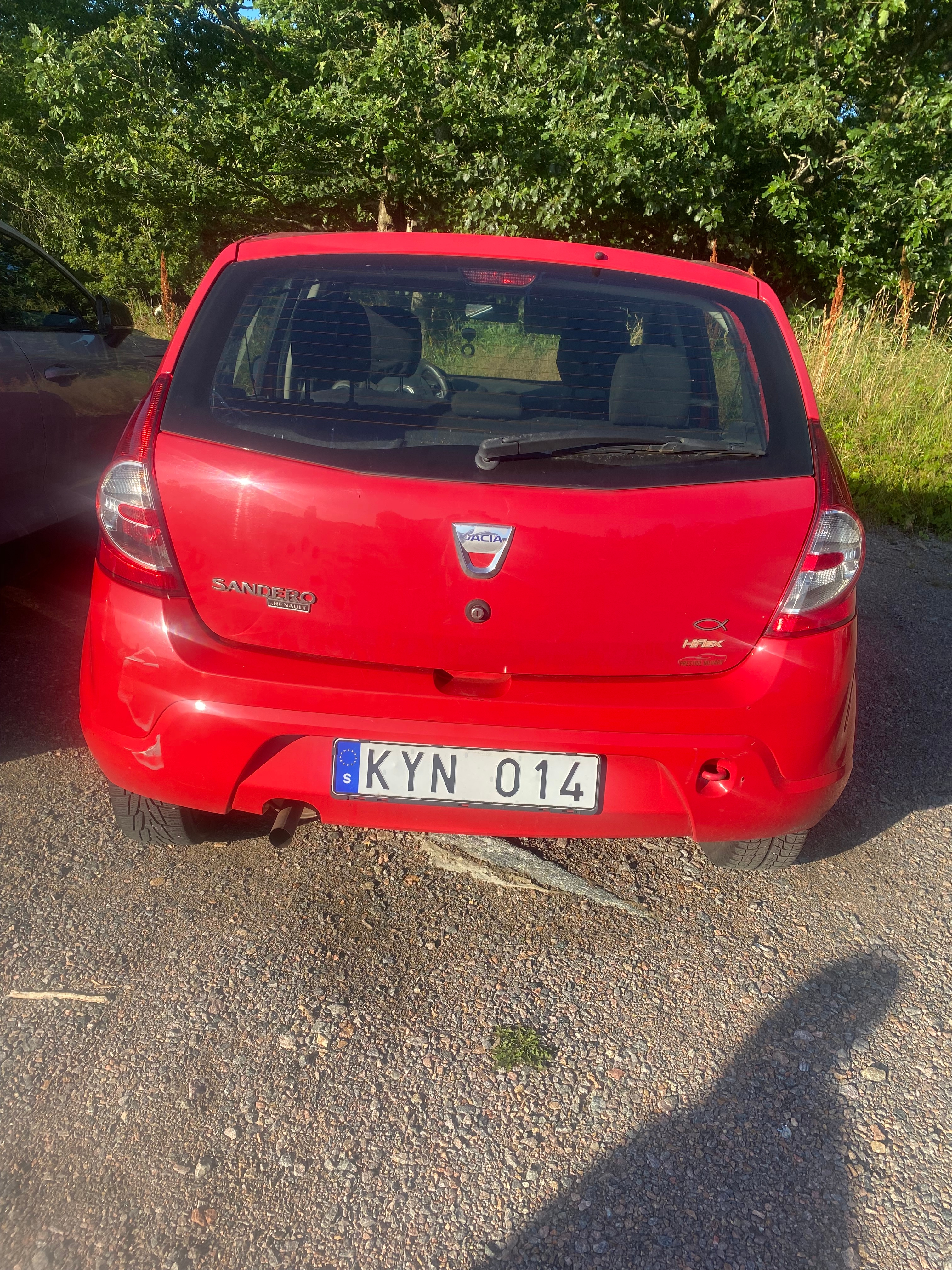 Dacia Sandero 1.6 E85 Manuell 2011, bild 3/5