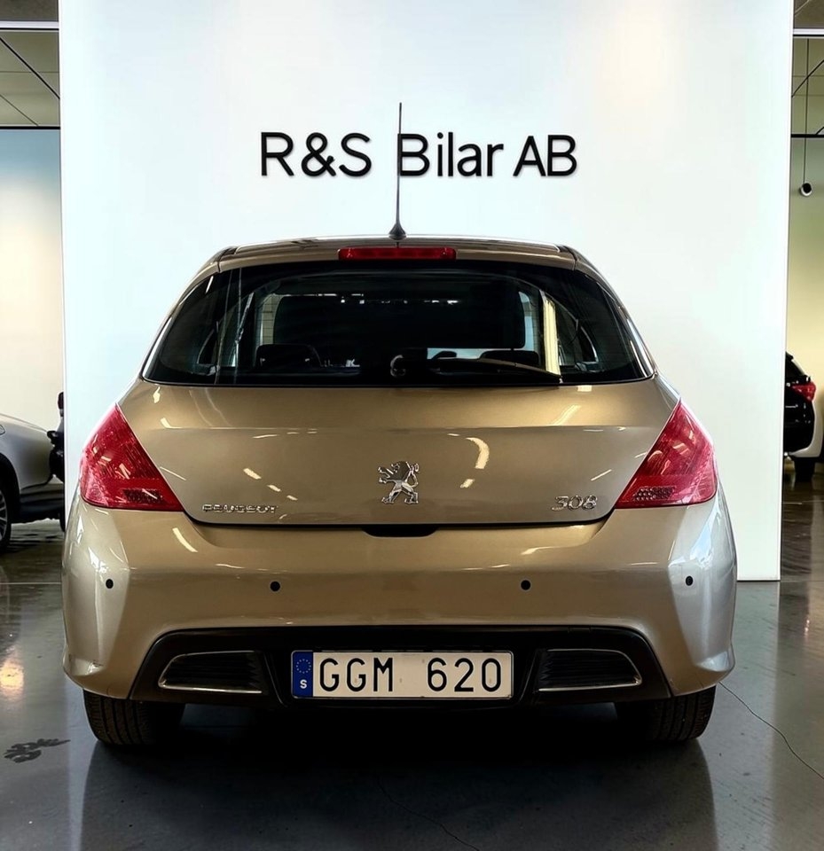 Peugeot 308 2010, photo 5/10