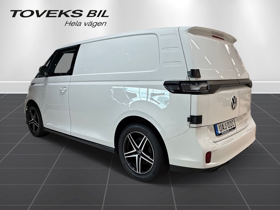 Volkswagen ID. Buzz 150kW 2023, bild 6/38