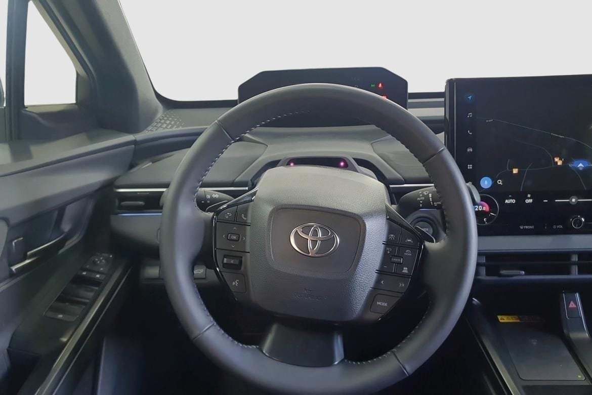 Toyota C-HR 77 kWh AWD Executive 2026, bild 6/11