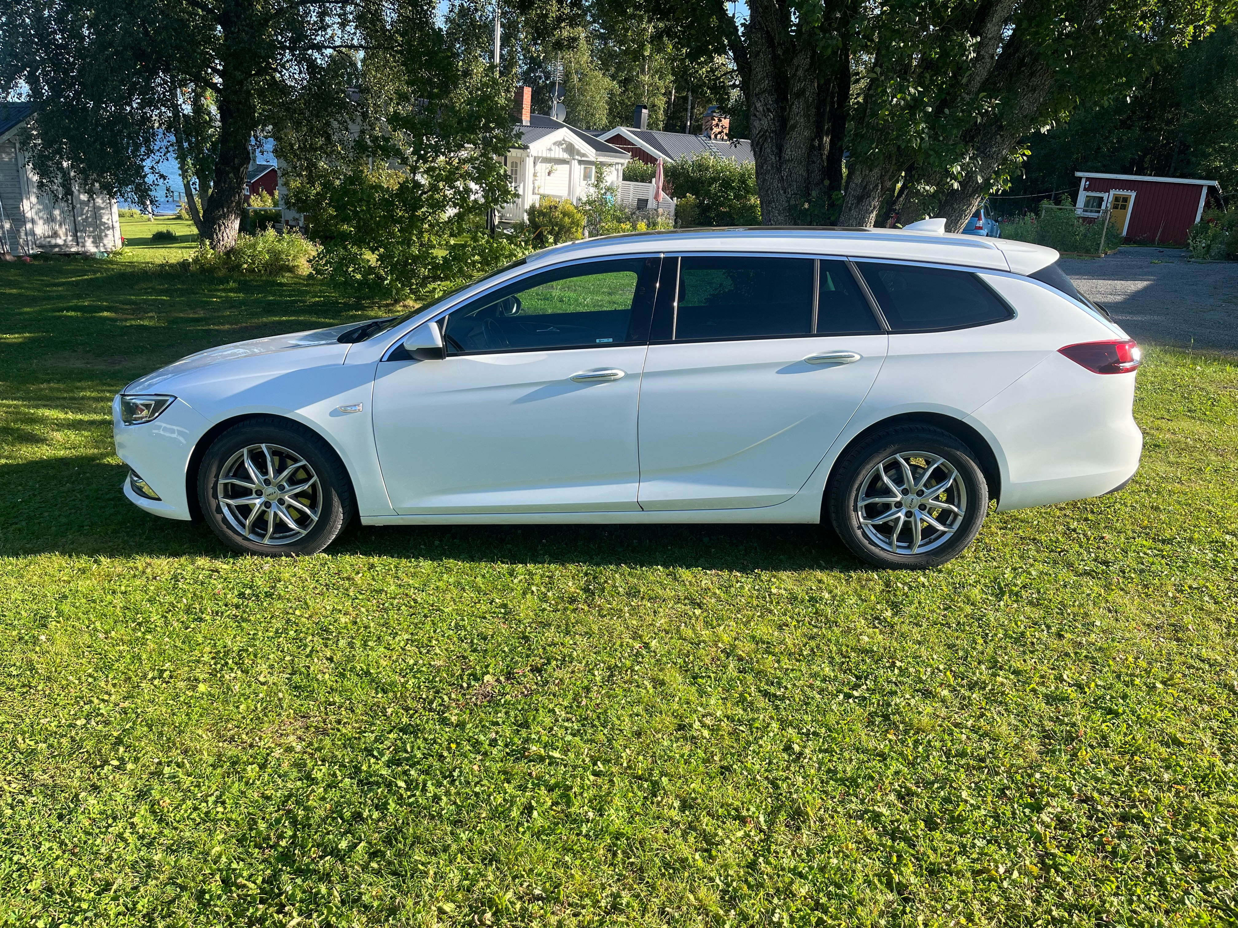 Opel Insignia 2018, bild 3/4