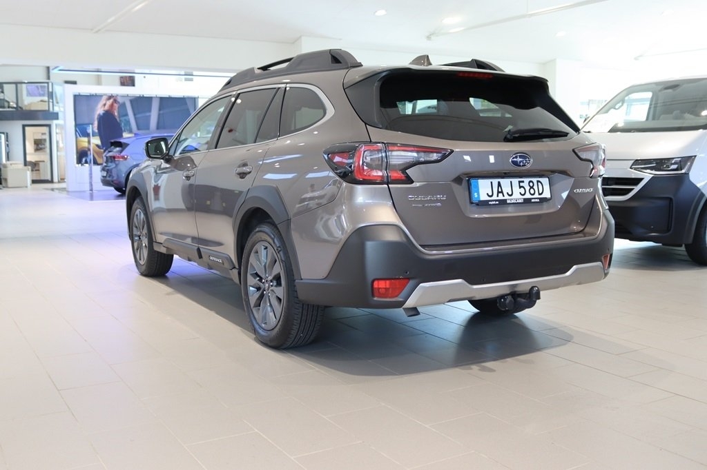 Subaru Outback 2023, bild 2/10