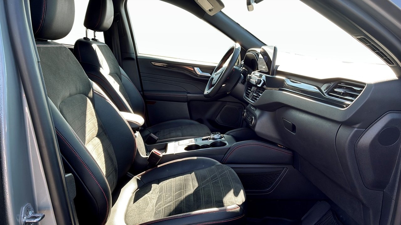 Ford Kuga ST-Line X Phev 2022, bild 3/10