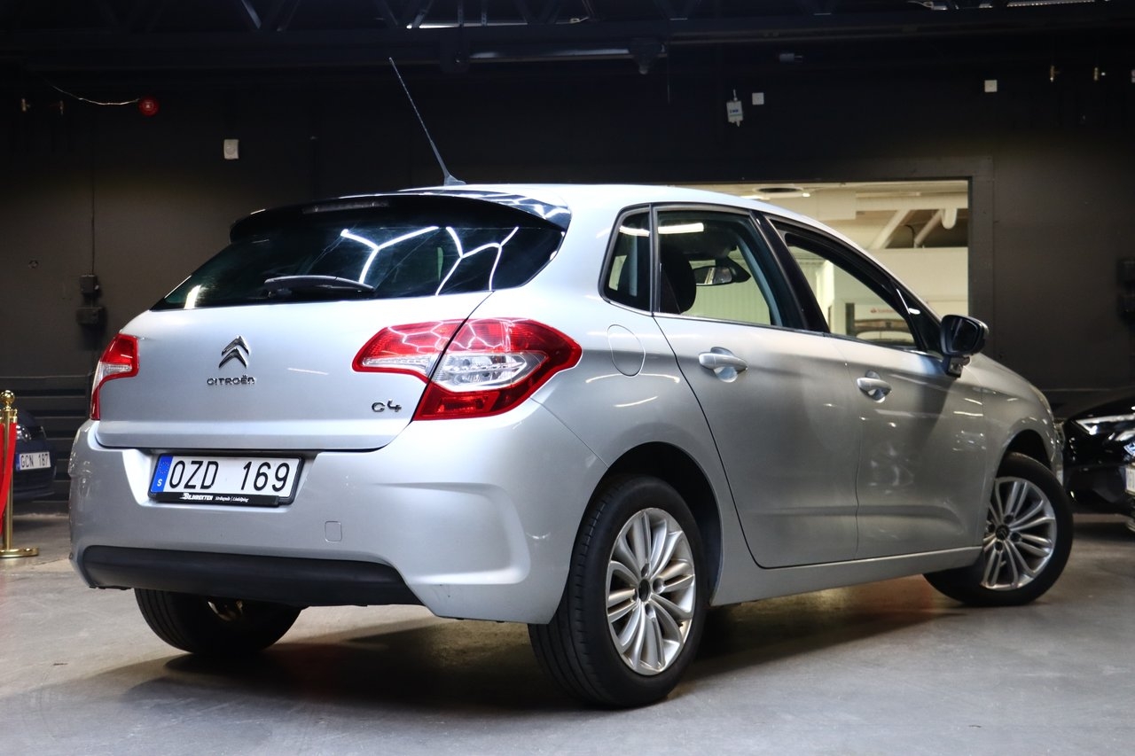 Citroen C4 2012, photo 4/10
