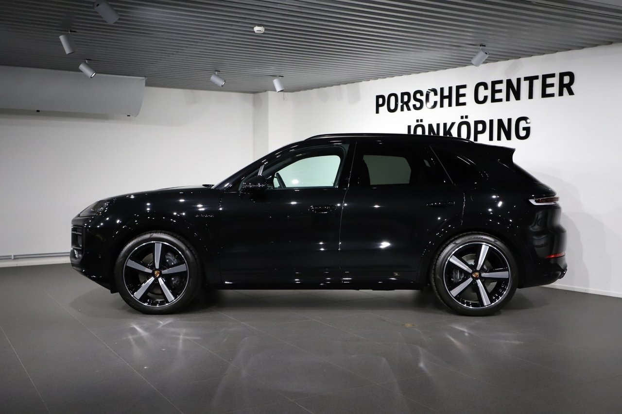 Porsche Cayenne E-Hybrid Black Edition 2026, bild 2/10