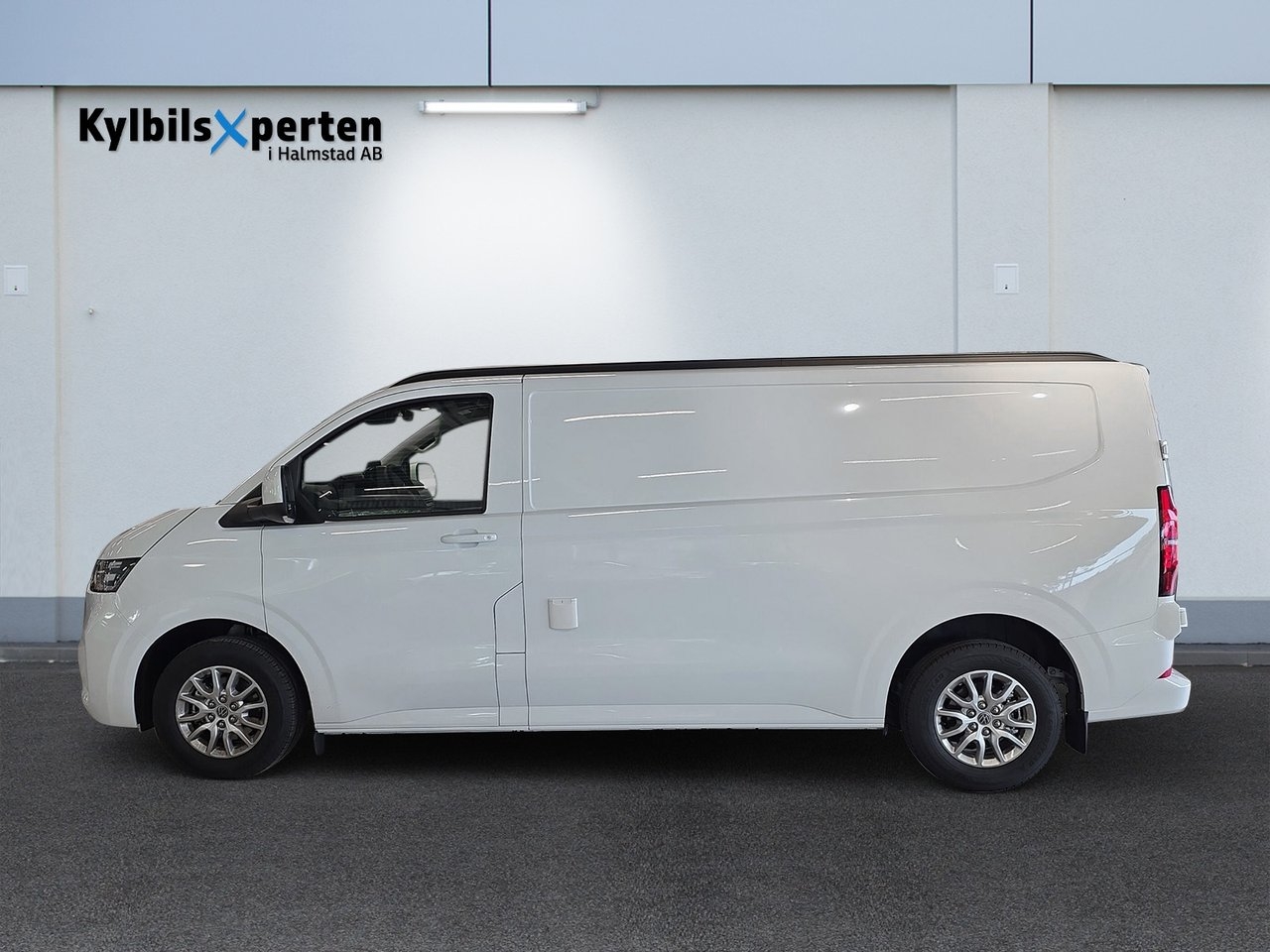 Volkswagen Transporter 2026, bild 2/16