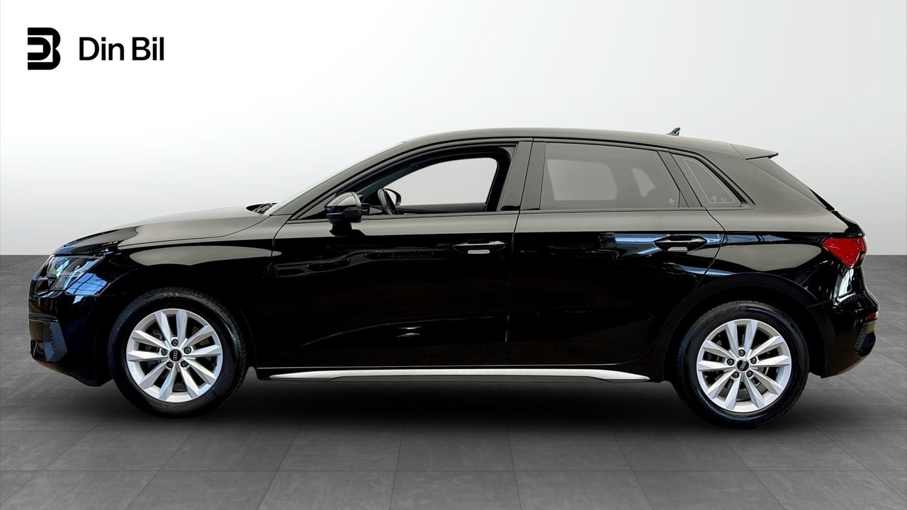 Audi A3 2023, kuva 2/12