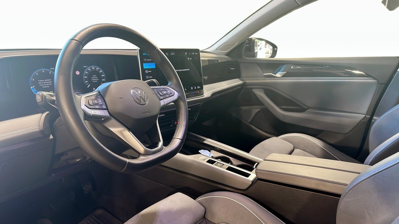 Volkswagen Passat 2024, bild 7/10