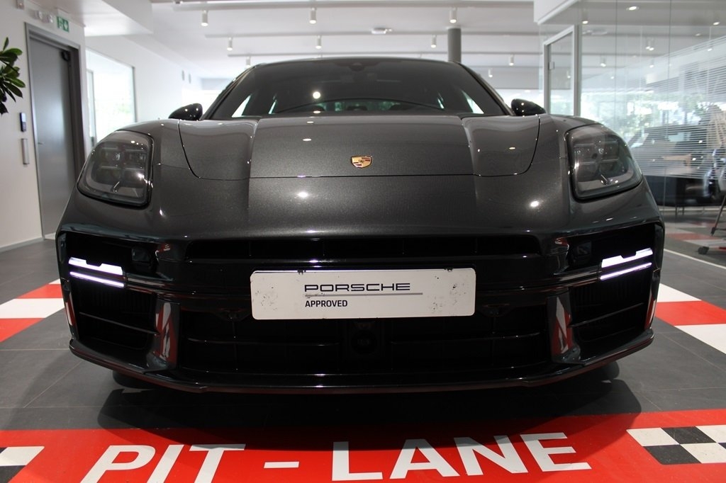 Porsche Panamera 4S E-HYBRID 2025, photo 5/10