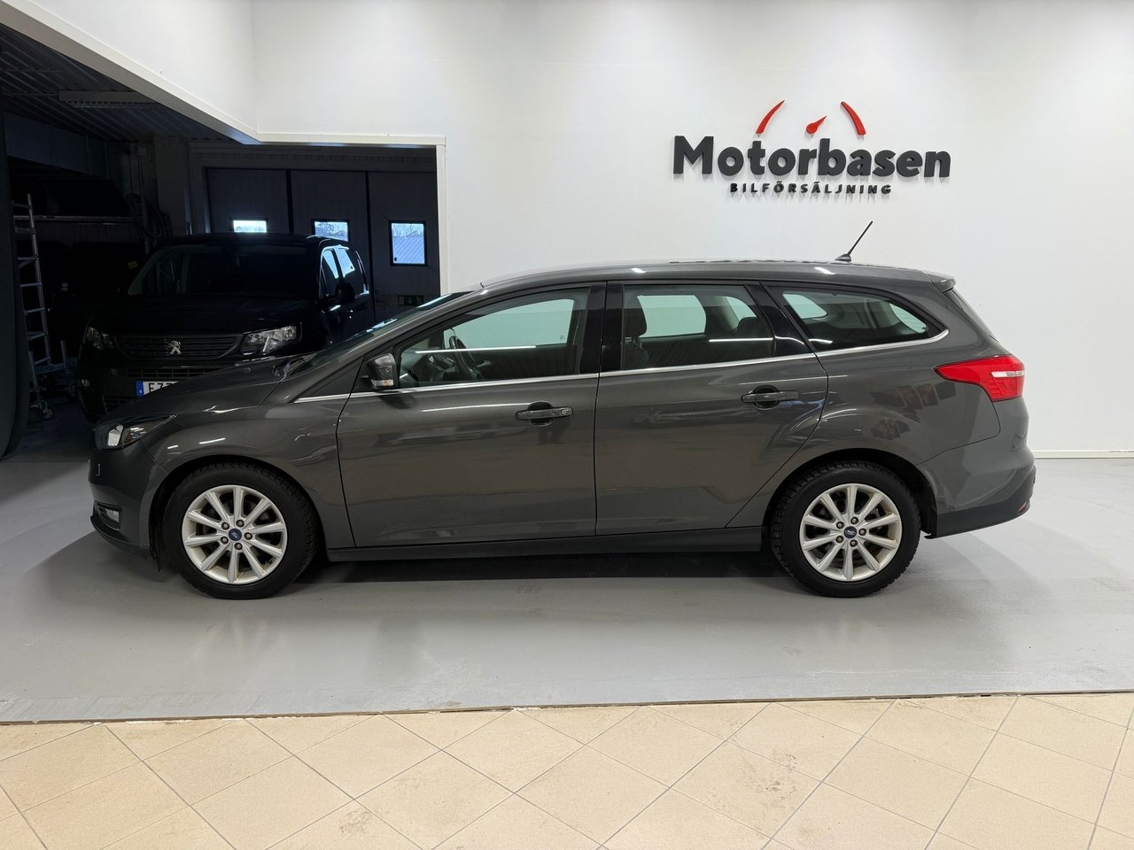 Ford Focus 2018, bild 2/10