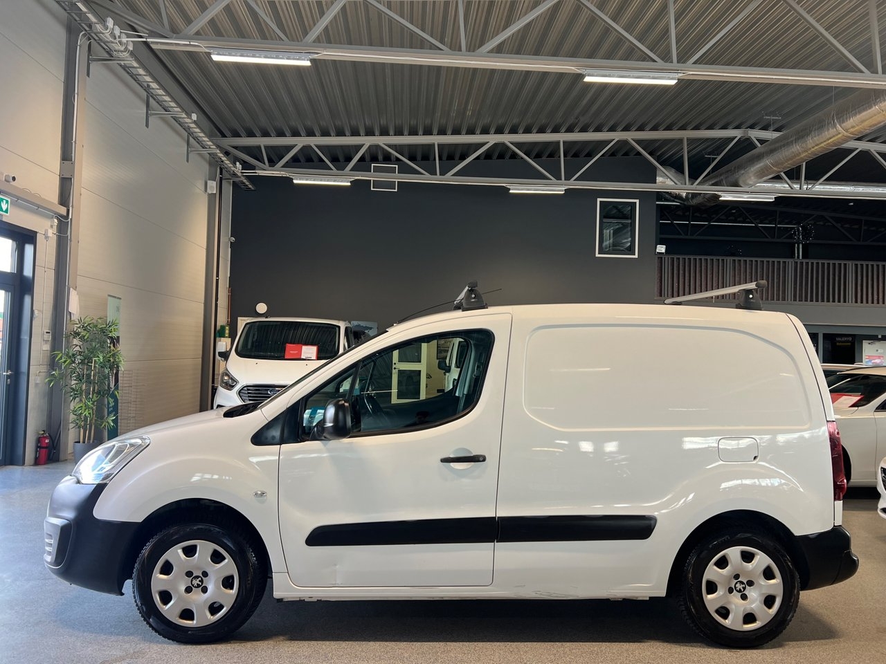 Peugeot Partner 2017, bild 7/10
