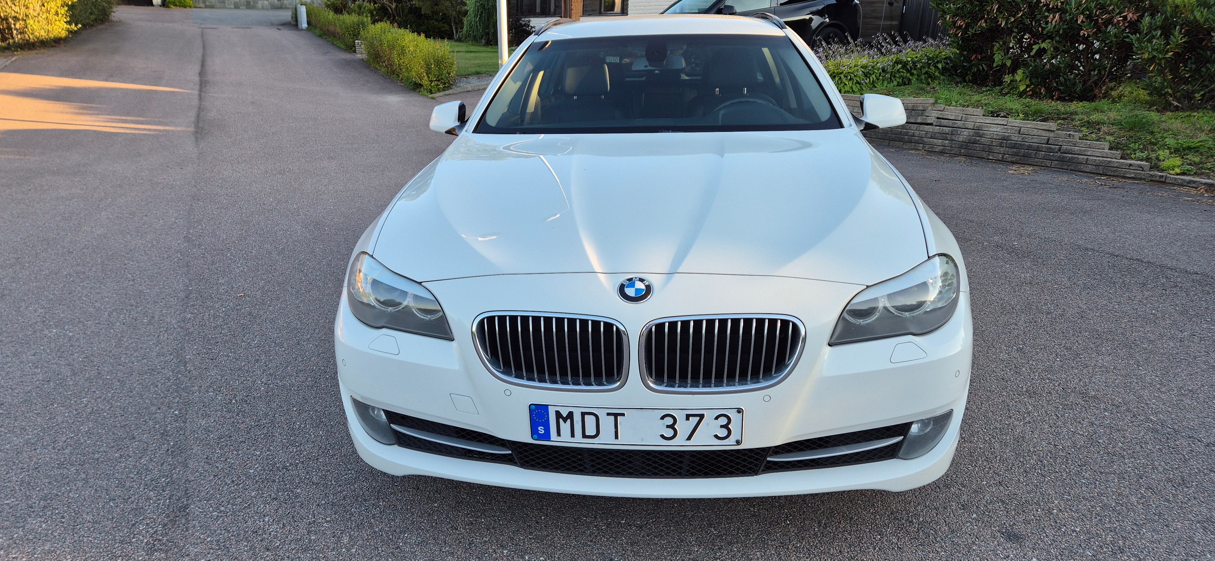 BMW 520 d Touring Steptronic 2012, bild 2/10
