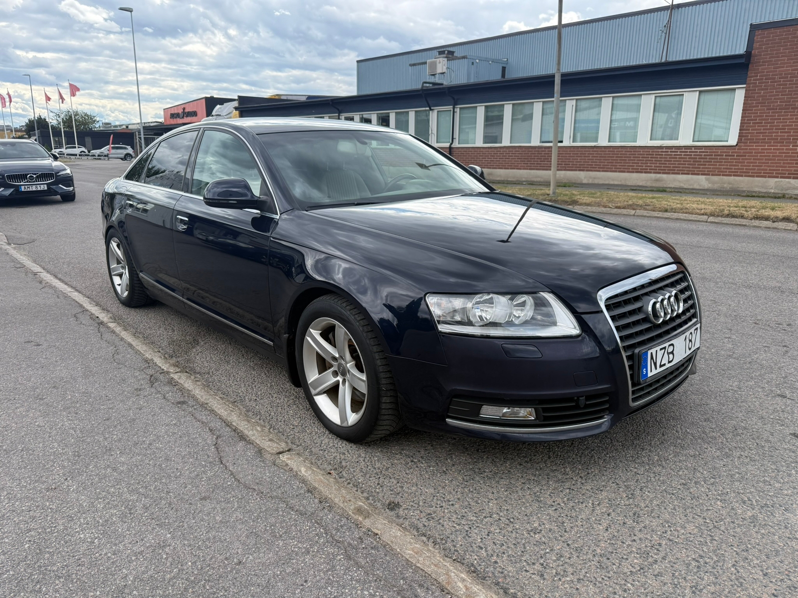 Audi A6 Sedan 2.8 FSI Ny besiktad 2009, bild 2/6