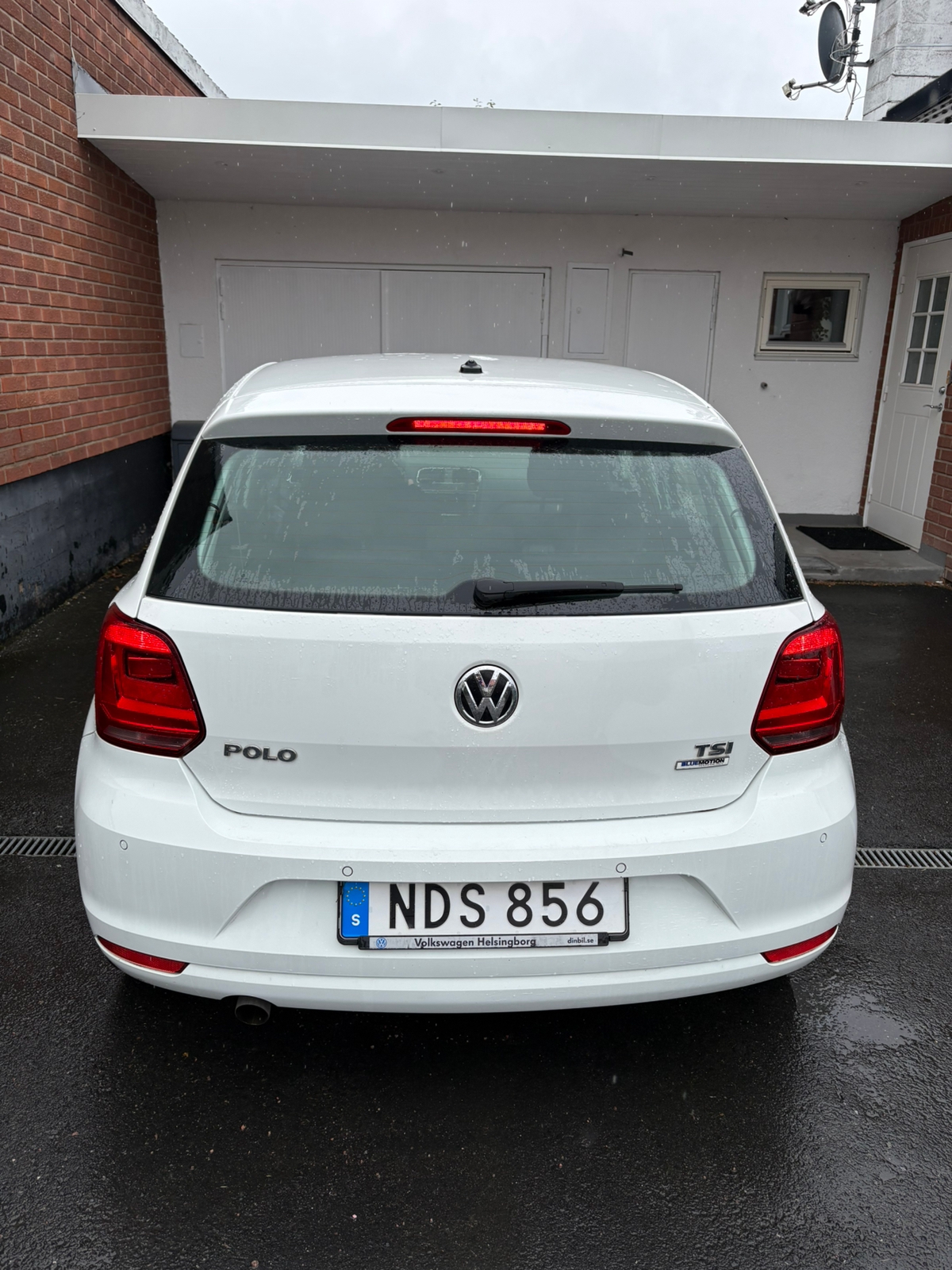 Volkswagen Polo 2016, bild 7/10