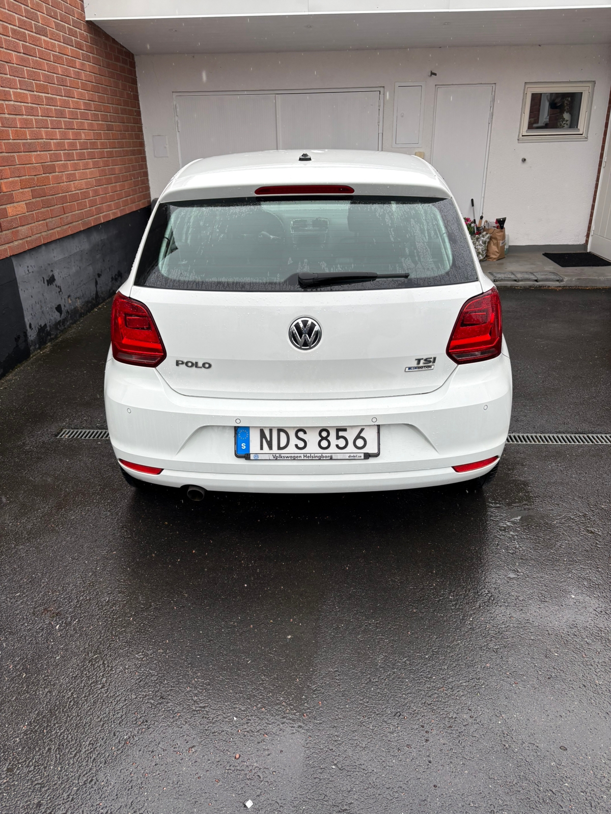 Volkswagen Polo 2016, bild 2/10