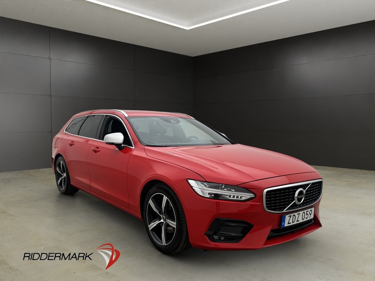 Volvo V90 2018, bild 3/33