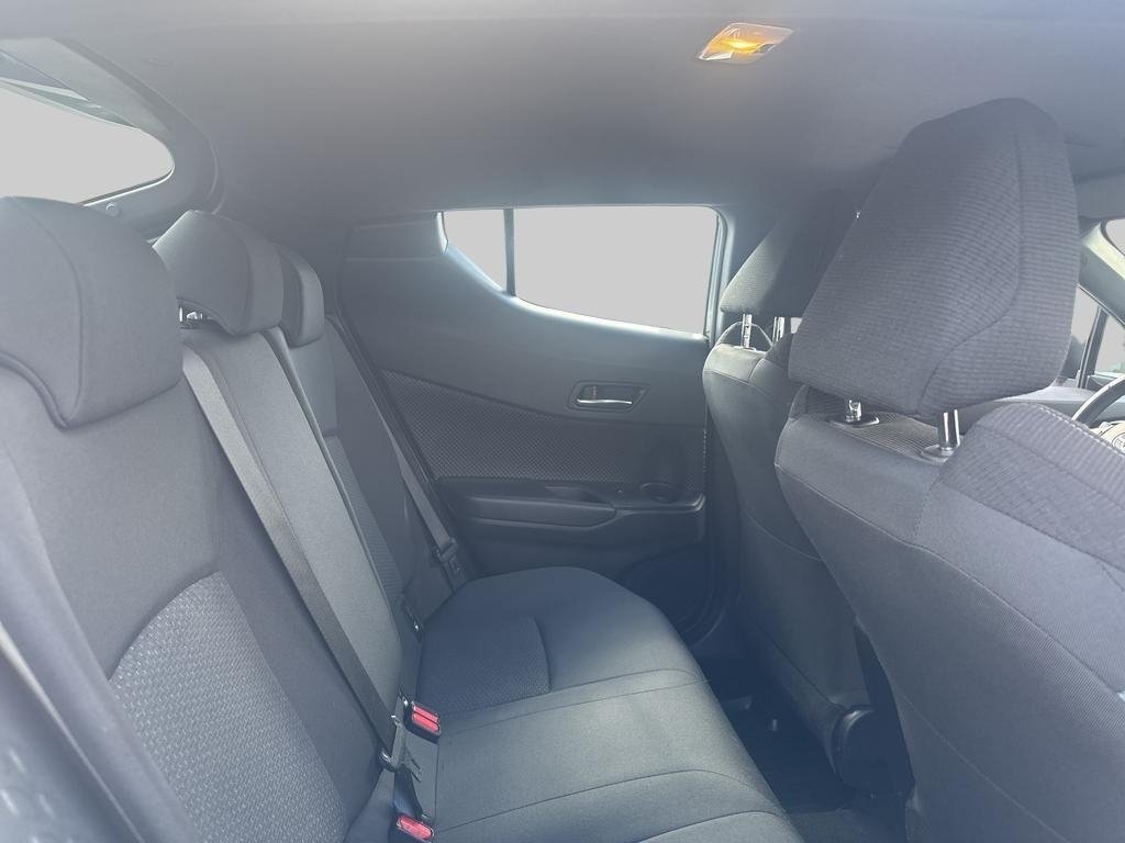 Toyota C-HR 2017, bild 7/10