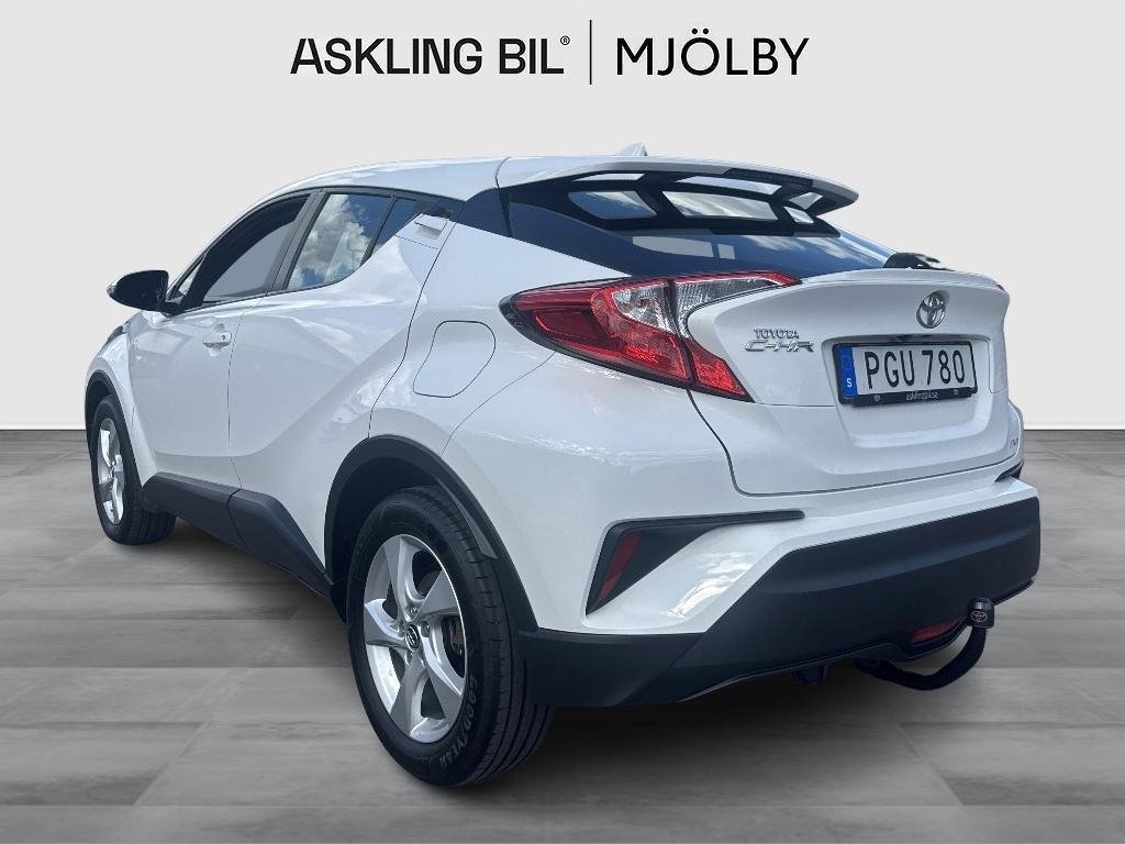 Toyota C-HR 2017, bild 2/10