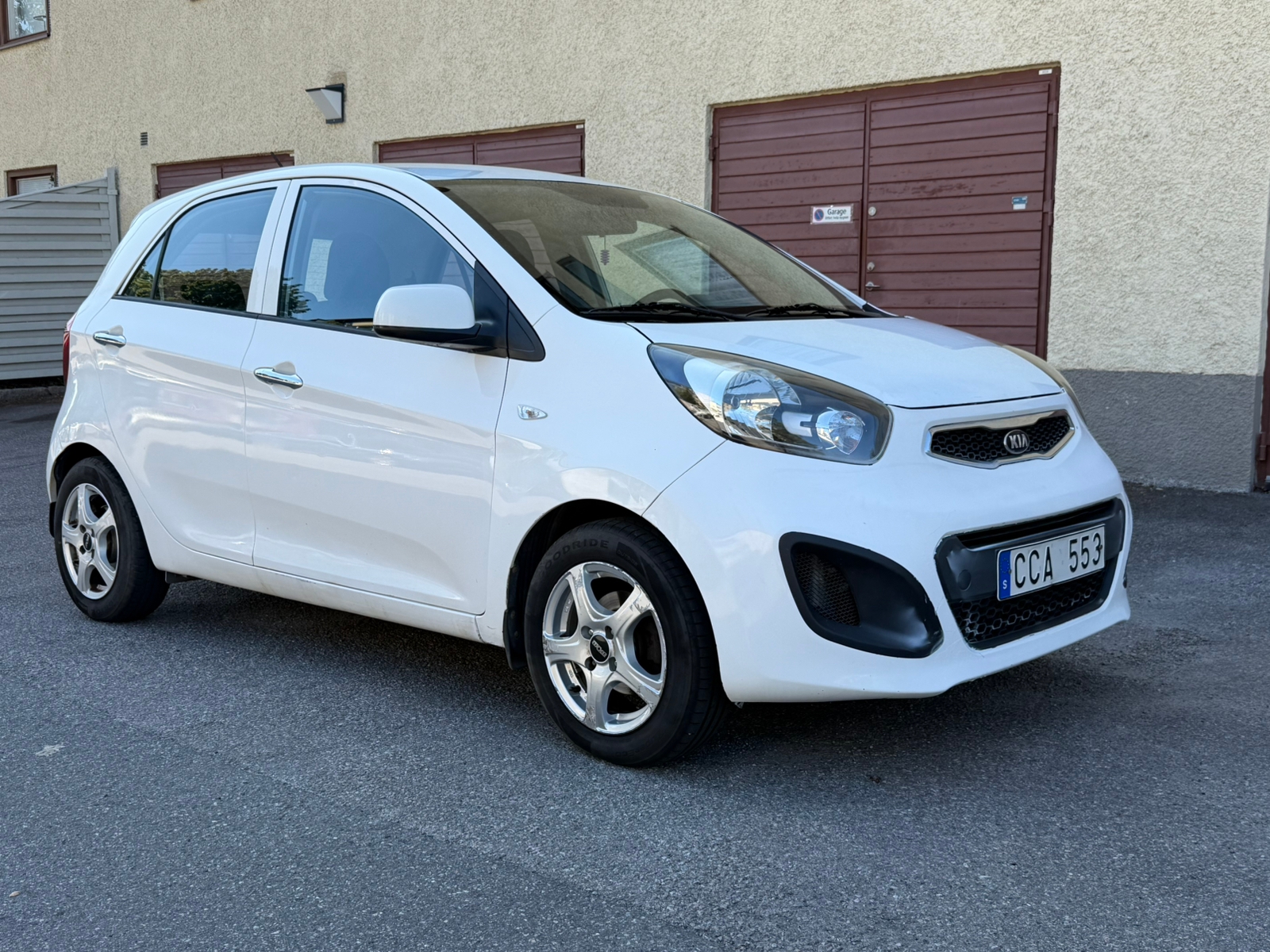 Kia Picanto 5-dörrar 1.0 MPI Manuell 2013, bild 2/10