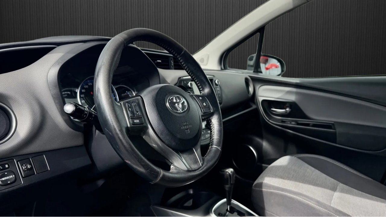 Toyota Yaris 2015, kuva 5/8