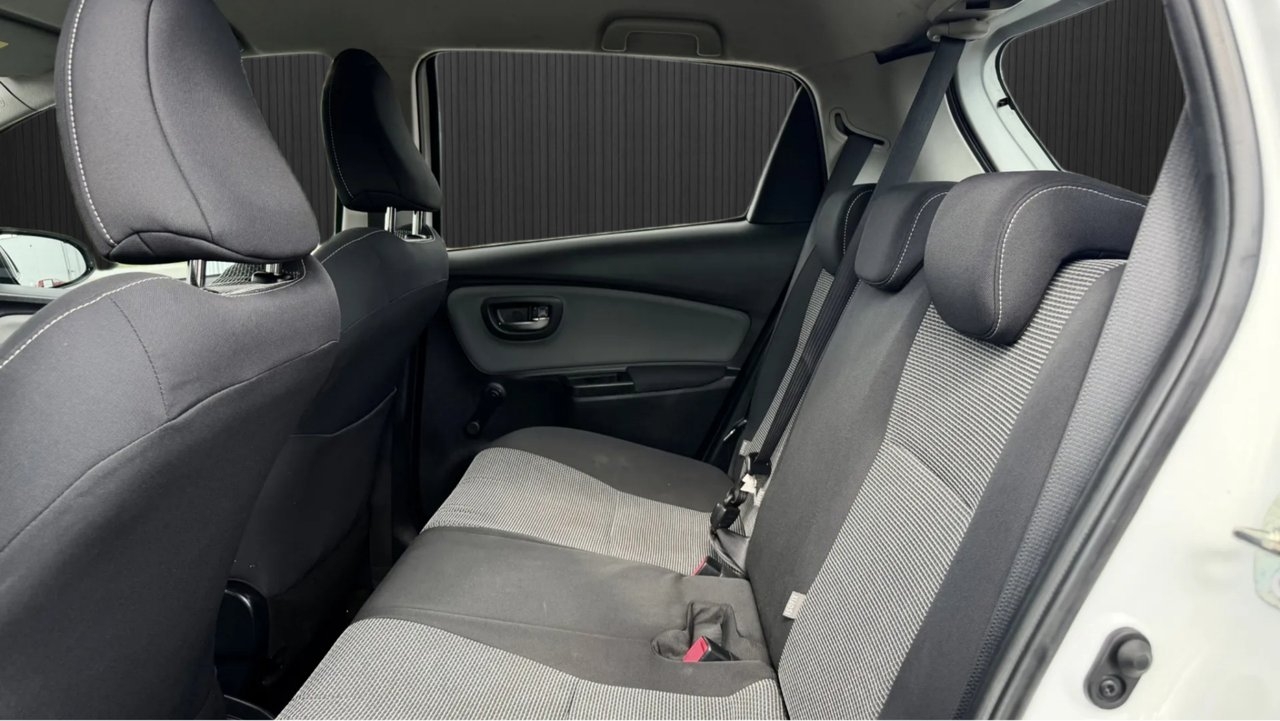 Toyota Yaris 2015, kuva 8/8