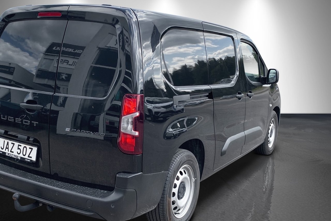 Peugeot e-Partner L2 50KW /Drag & V-hjul 2025, bild 4/7