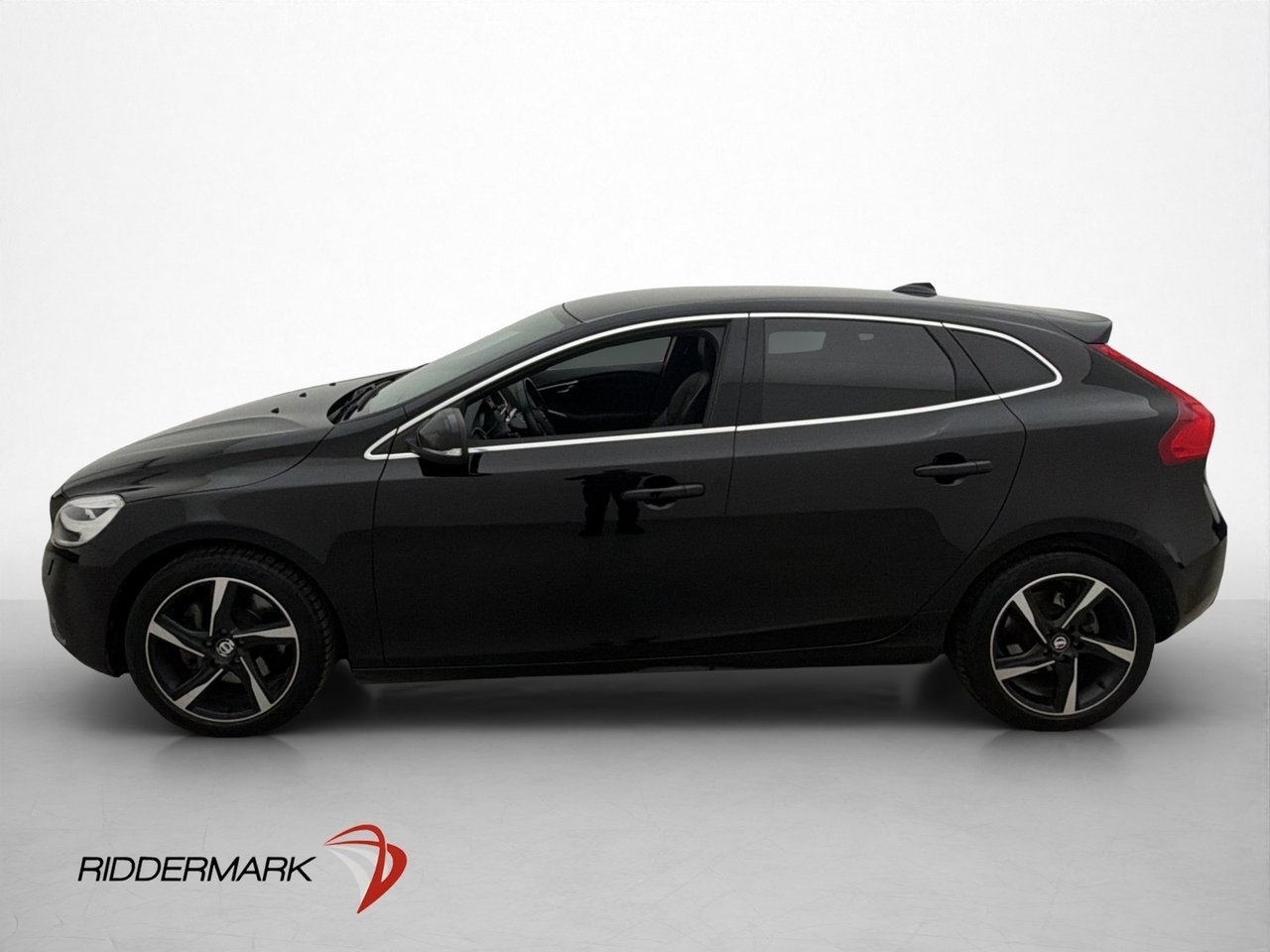 Volvo V40 2018, bild 2/29