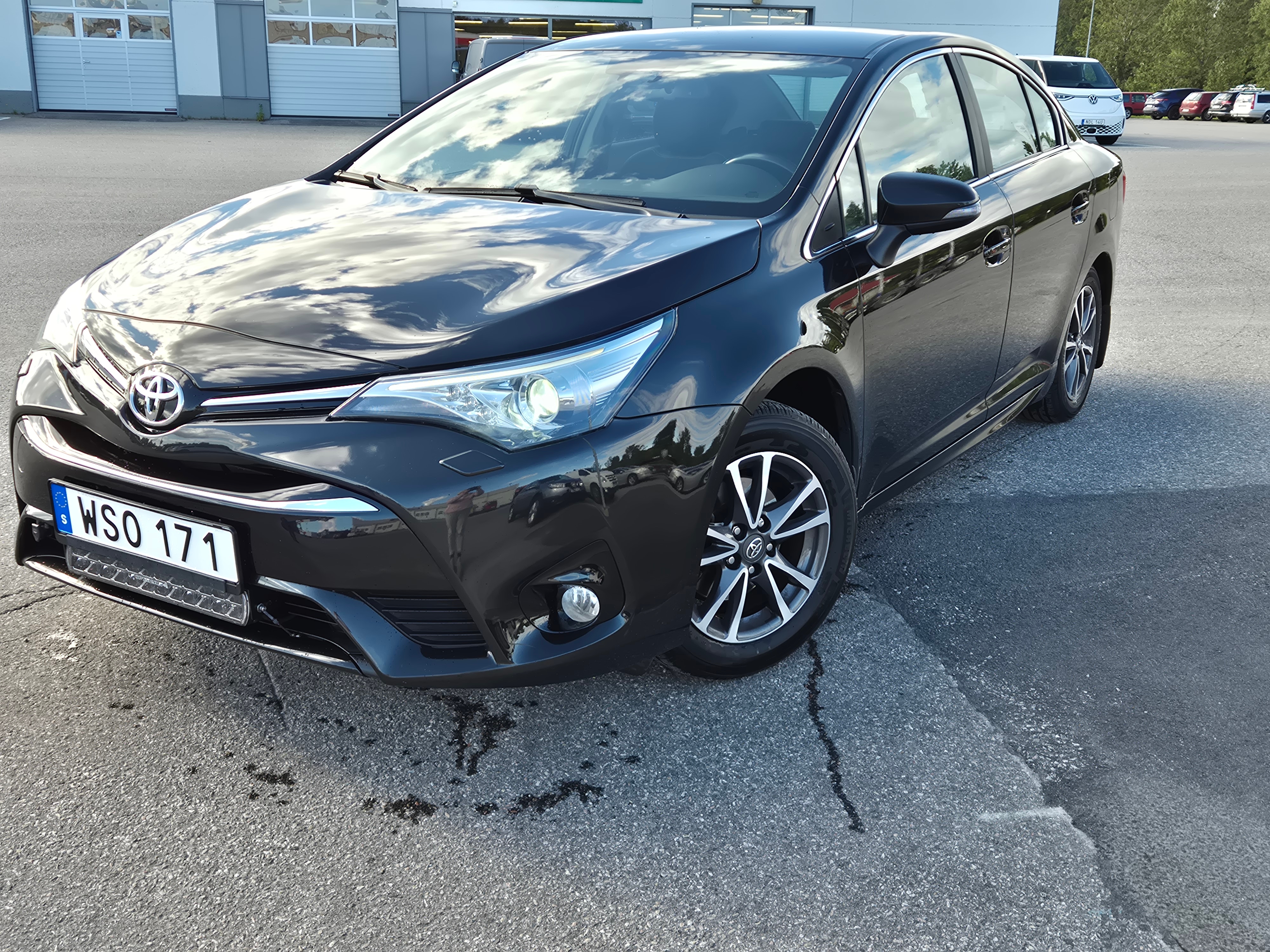 Toyota Avensis 2016, bild 2/20