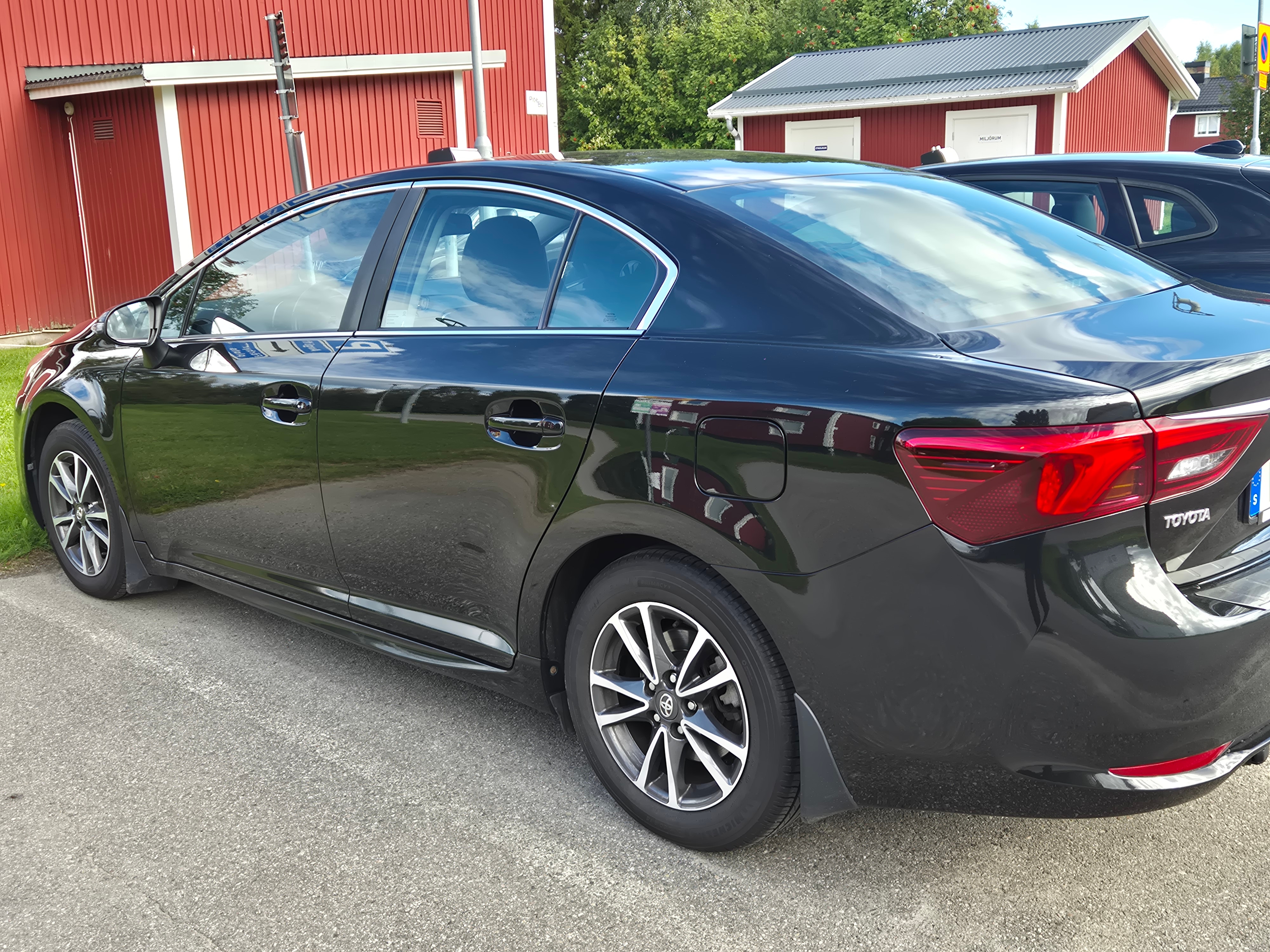 Toyota Avensis 2016, bild 7/20