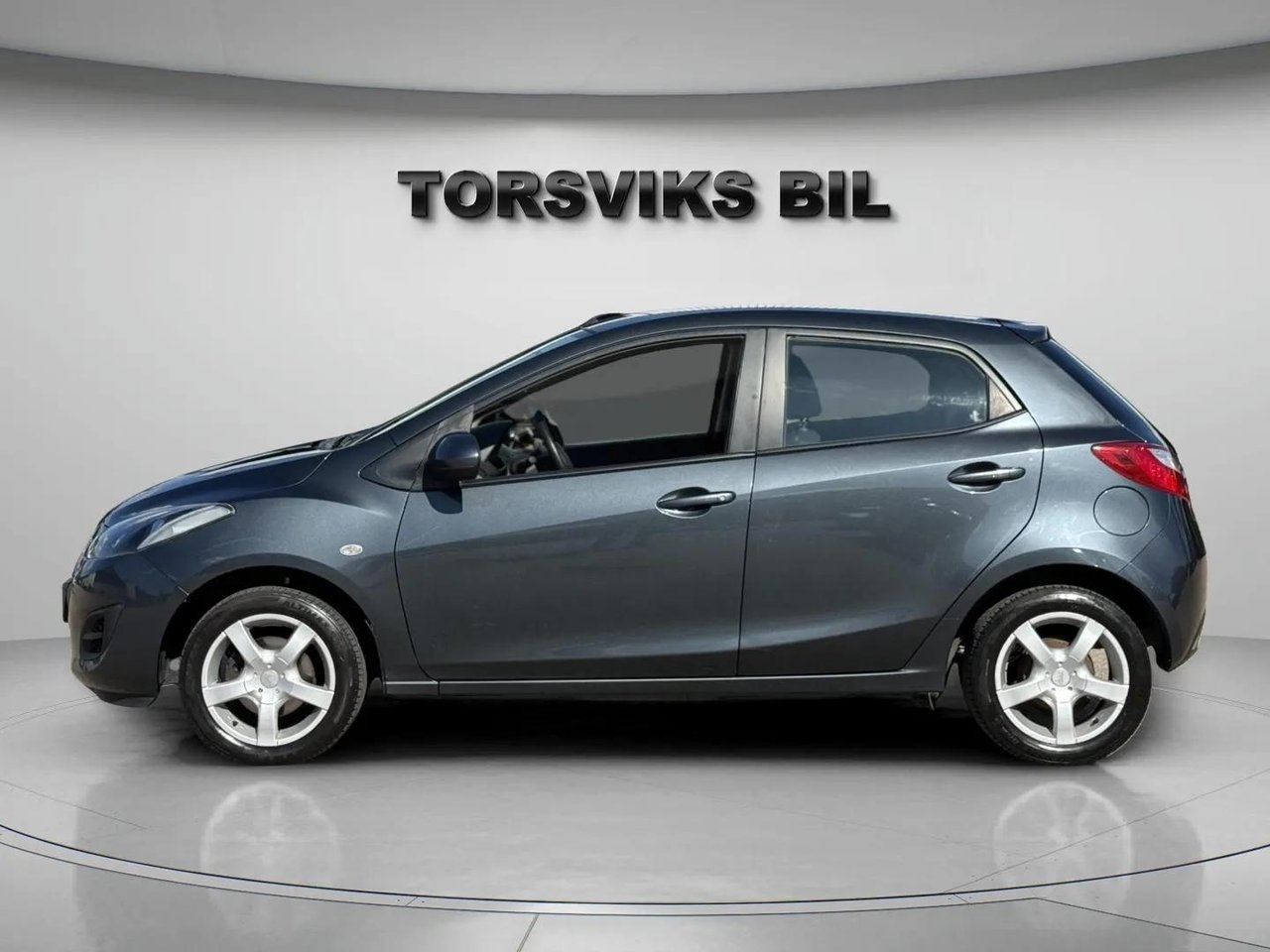 Mazda 2 5-dörrar 1.3 MZR 2010, bild 3/10