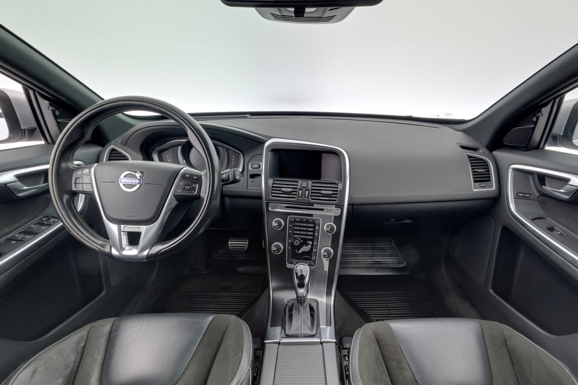 Volvo XC60 D4 AWD Classic R-Design 2017, bild 7/10