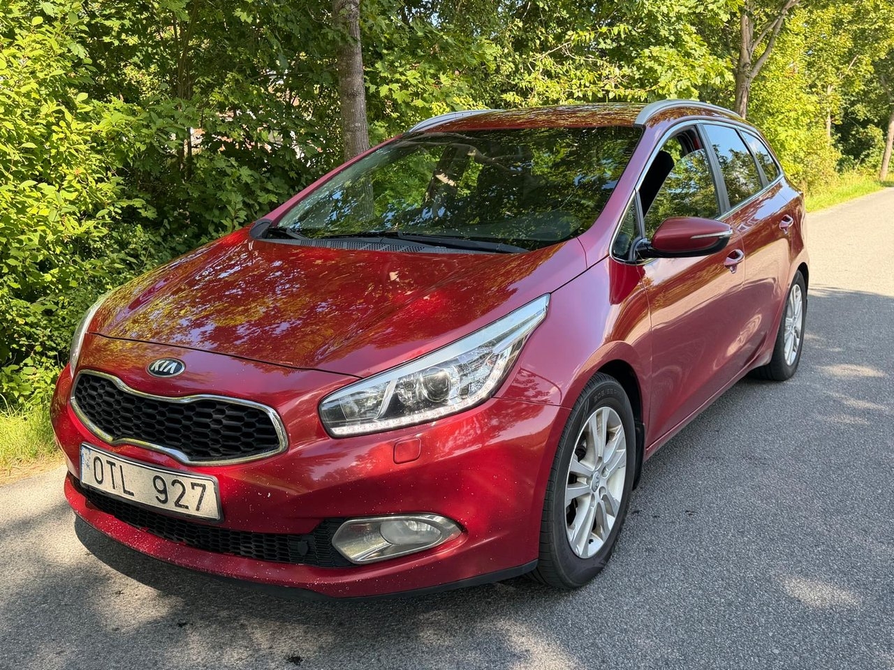 Kia Ceed 2013, bild 2/7