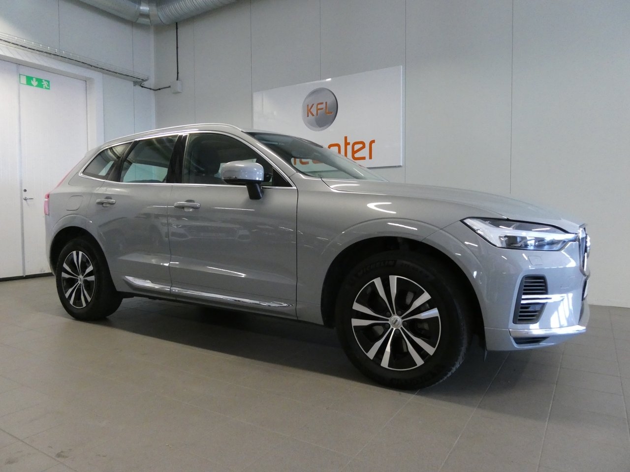 Volvo XC60 Recharge T6 AWD Core Edition 2024, bild 5/10