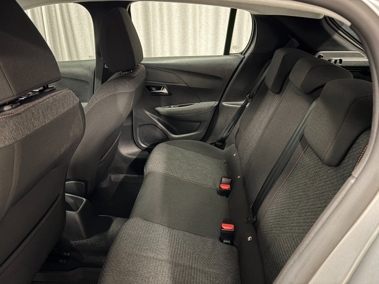 Peugeot 208 STYLE HYBRID AUT Inkl 2025, kuva 7/10