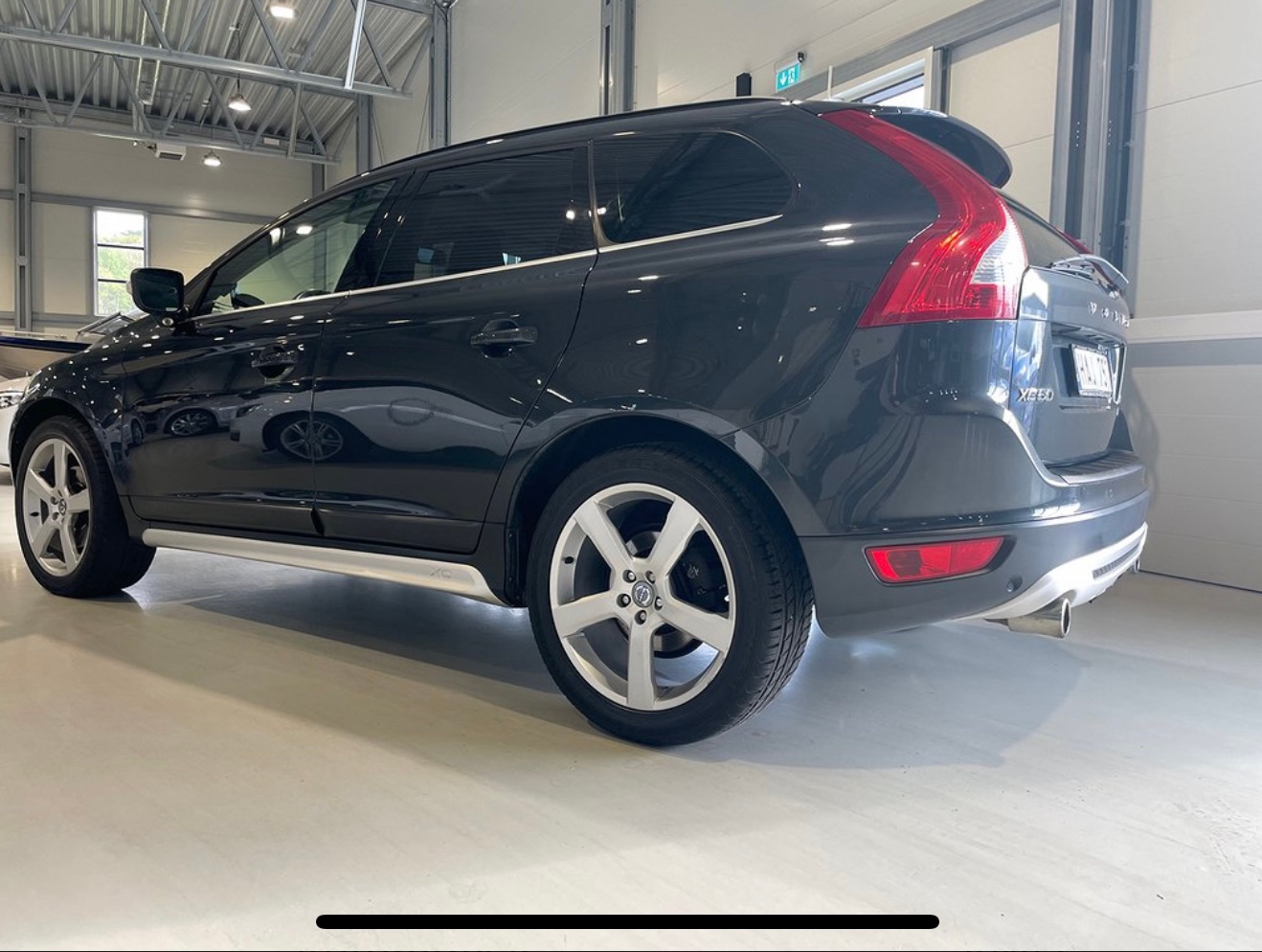 Volvo XC60 D5 AWD Geartronic 2012, bild 3/10