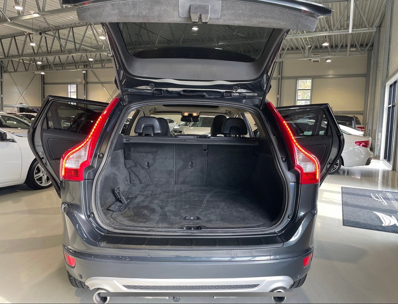 Volvo XC60 D5 AWD Geartronic 2012, bild 7/10
