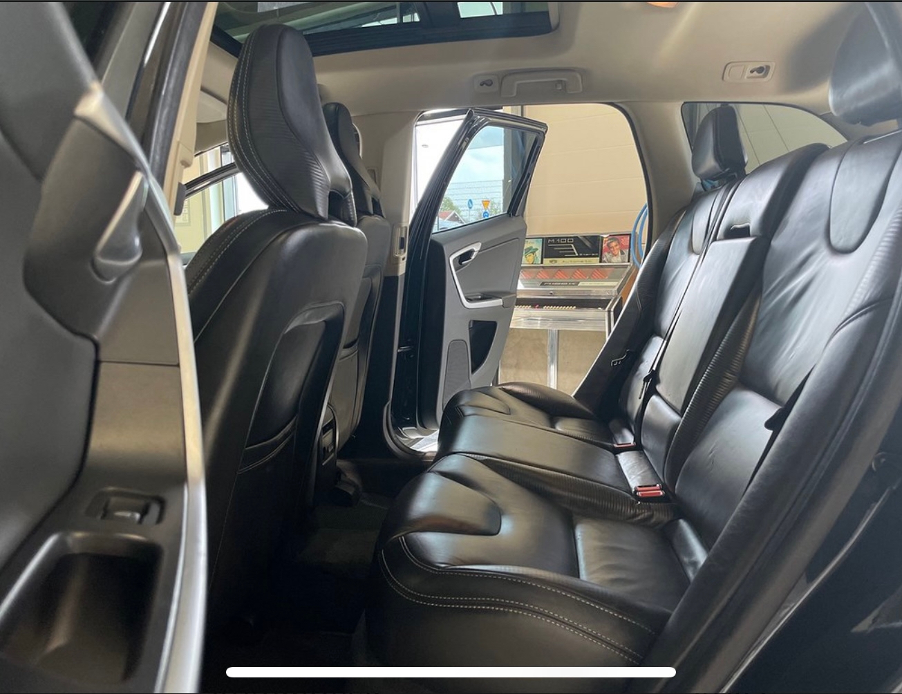 Volvo XC60 D5 AWD Geartronic 2012, bild 6/10