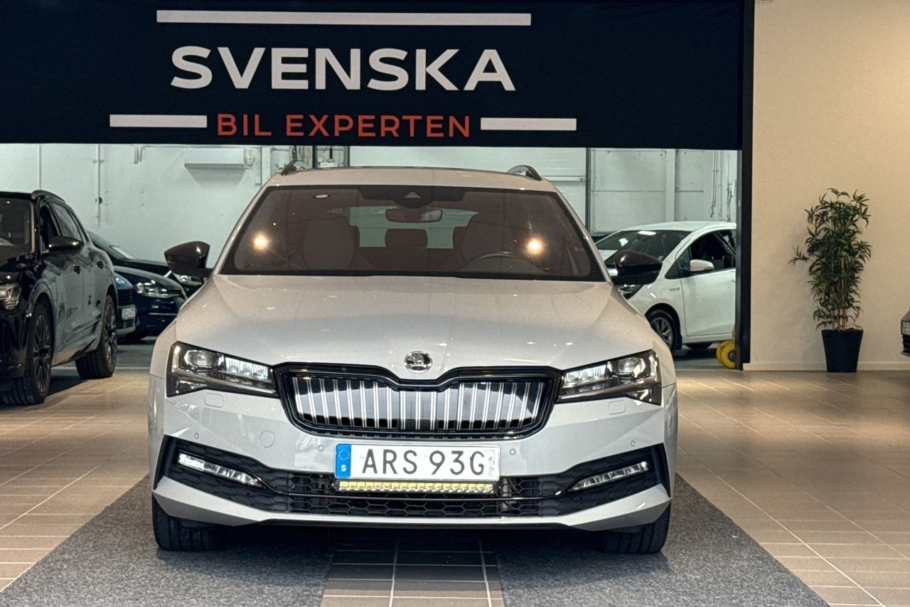 Skoda Superb 2021, kuva 7/35