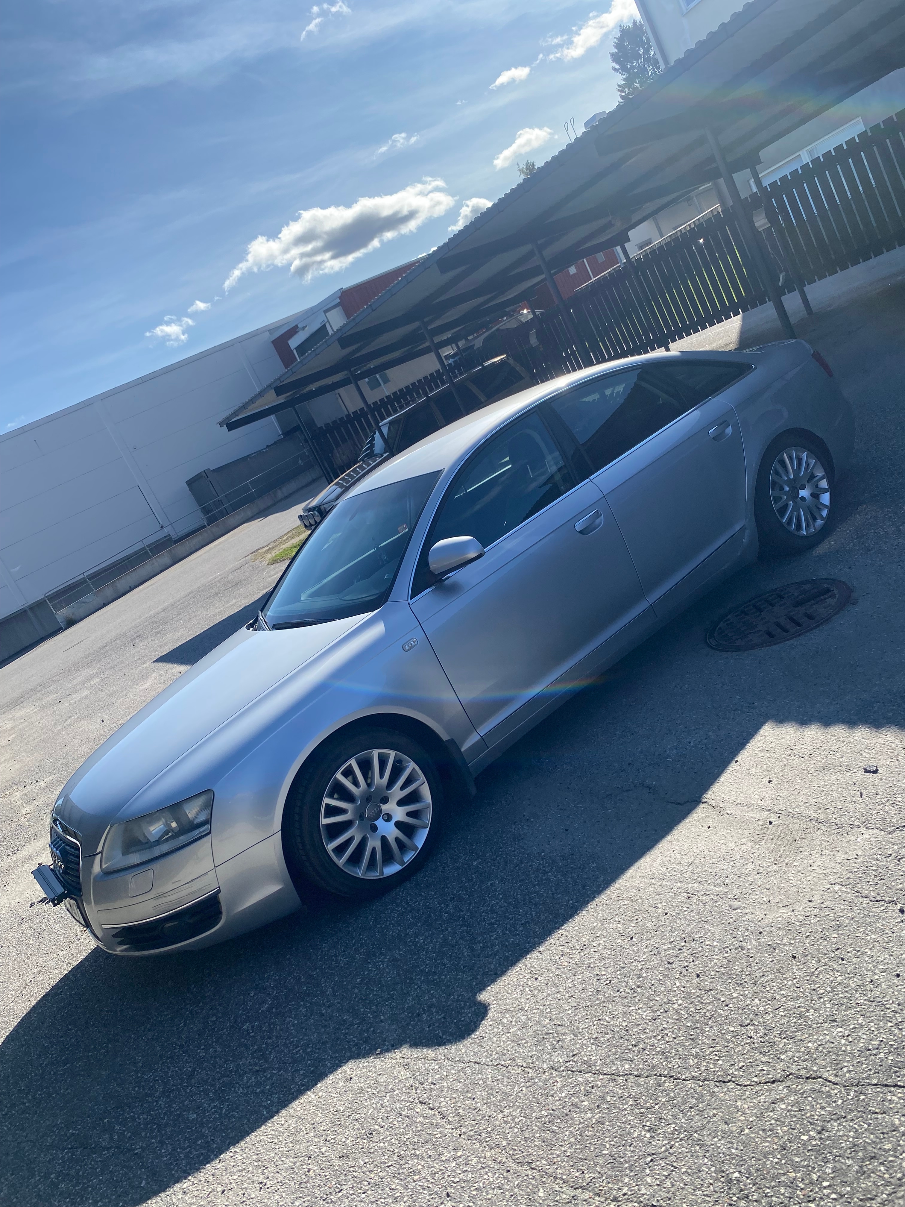 Audi A6 Sedan 2.4 Manuell 2005, bild 2/10