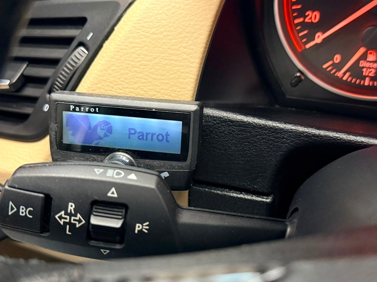 BMW X1 xDrive18d Steptronic Euro 5 2011, kuva 7/10