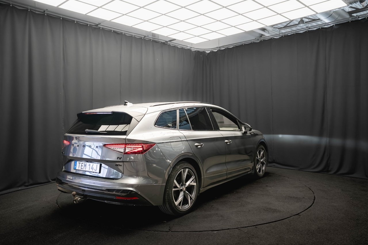 Skoda Enyaq 2023, bild 7/10
