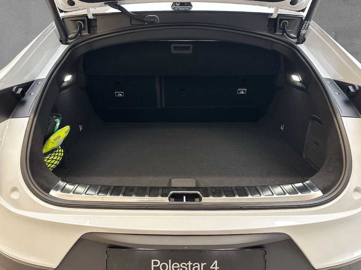 Polestar 4 Long range Dual motor Bus edt 2026, kuva 7/7