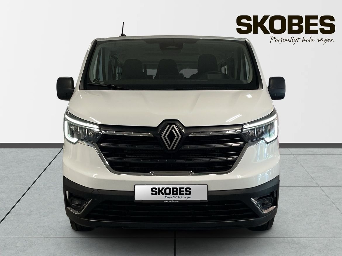 Renault Trafic 2026, photo 2/10