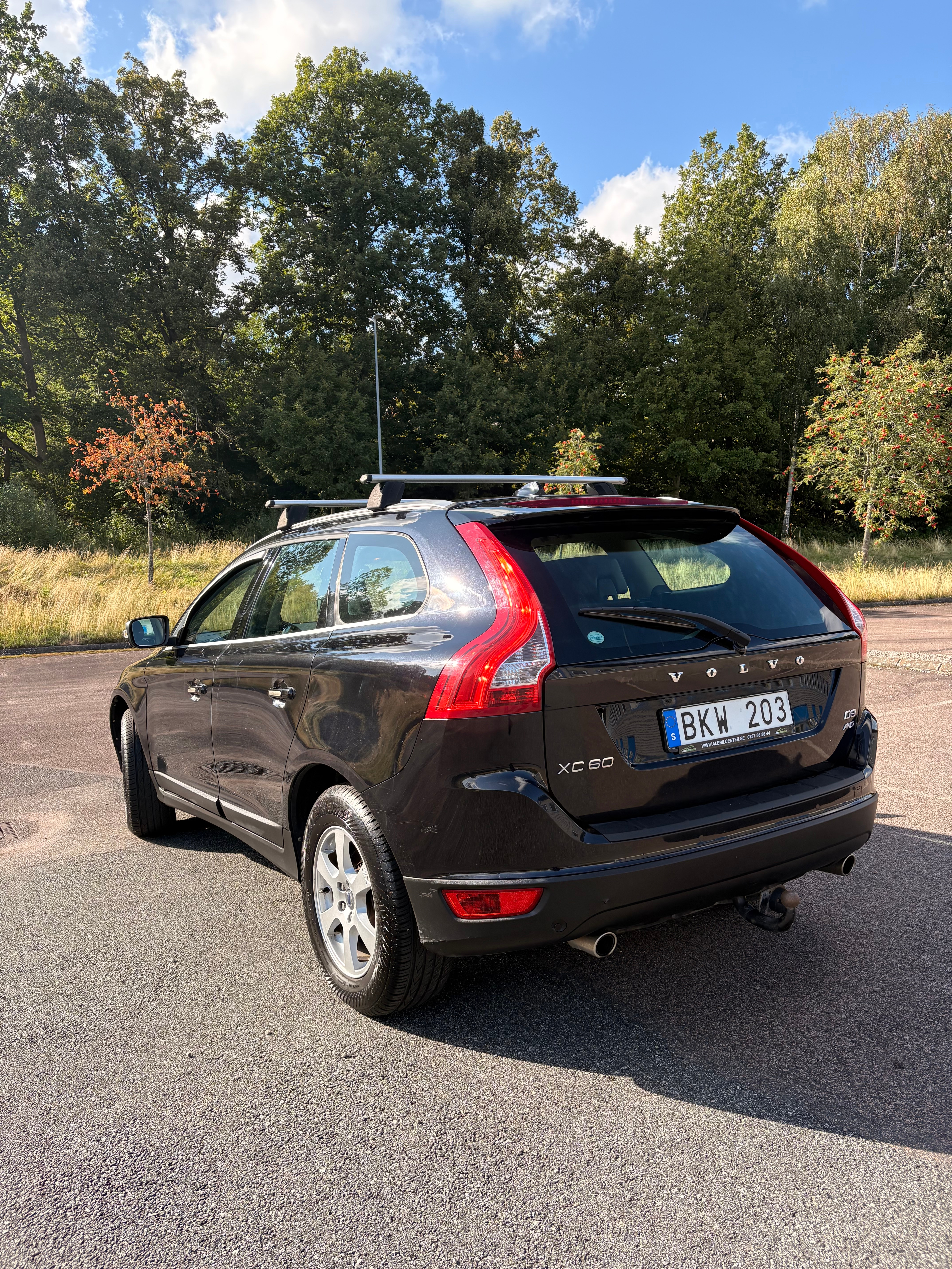 Volvo XC60 D3 AWD Geartronic 2011, kuva 2/7