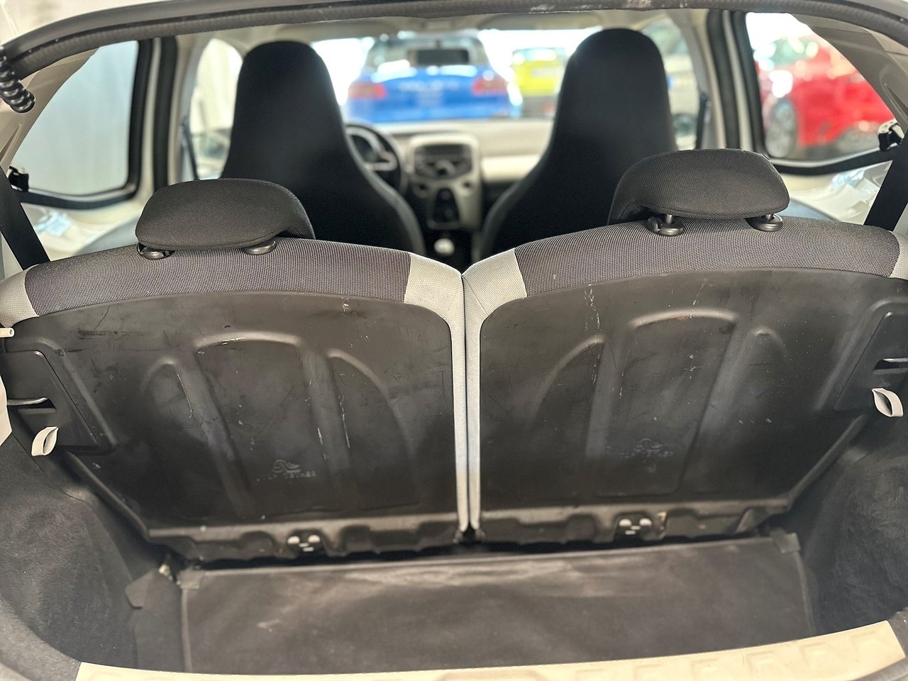 Toyota Aygo 5-dörrar 1.0 VVT-i Manuell 2015, bild 6/10
