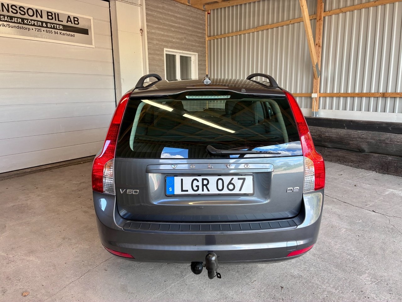 Volvo V50 D2 Kinetic 2011, kuva 6/10